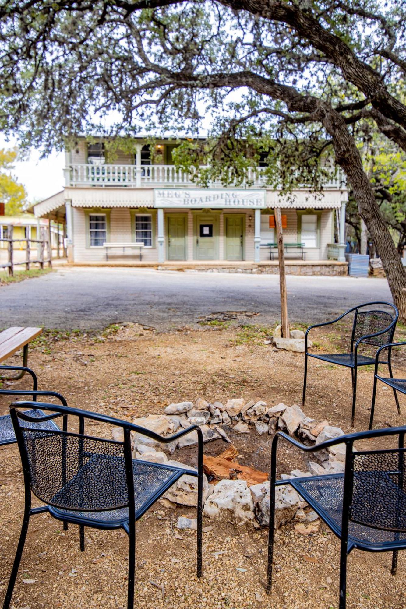 7A Ranch Hotel Wimberley Eksteriør billede