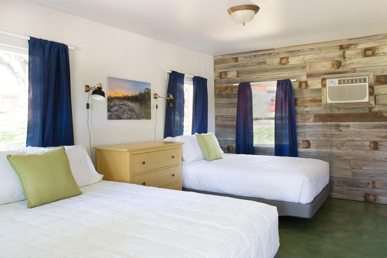 7A Ranch Hotel Wimberley Eksteriør billede